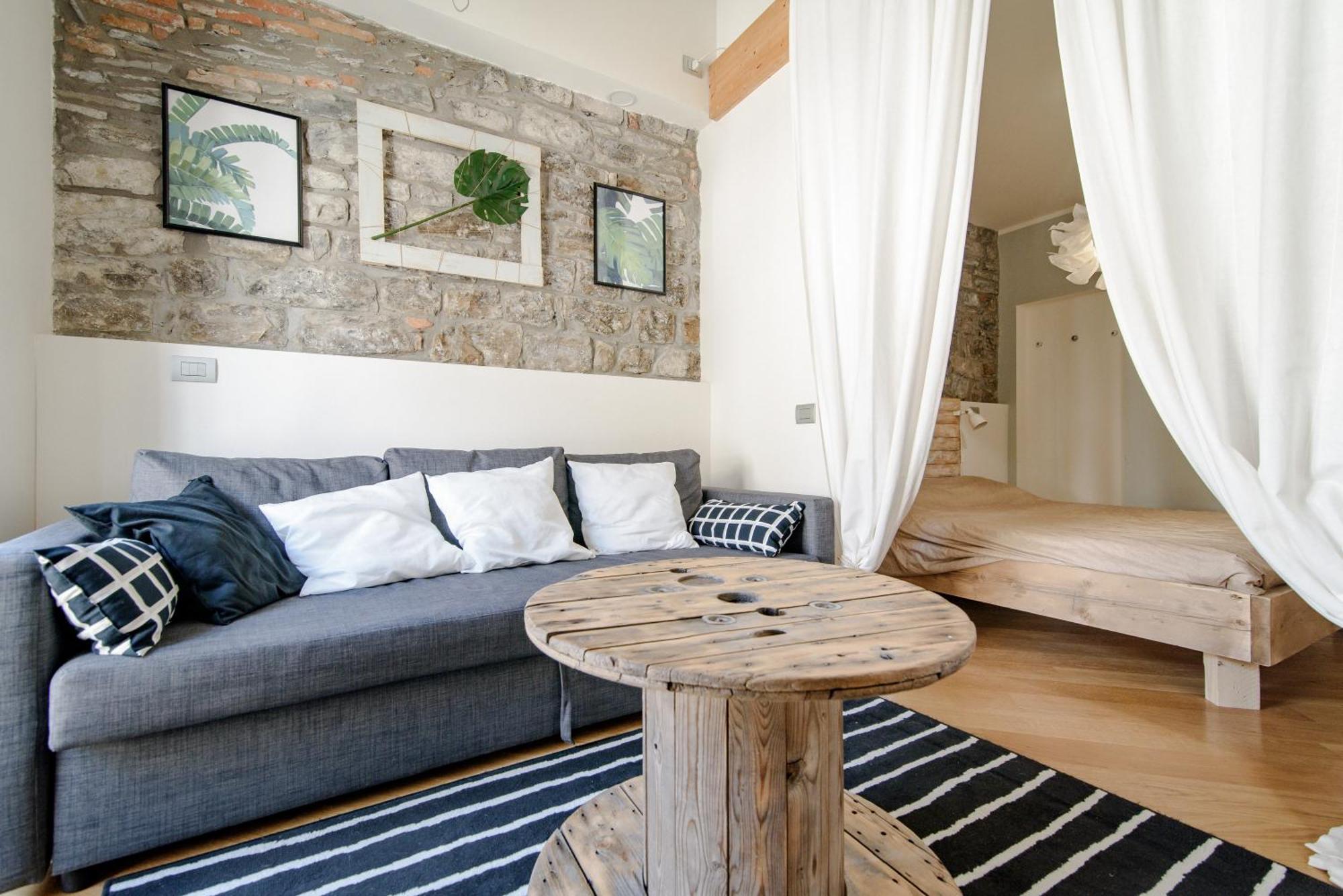 Gem Of The Lake - Luxury Apartment Como Old Town Luaran gambar