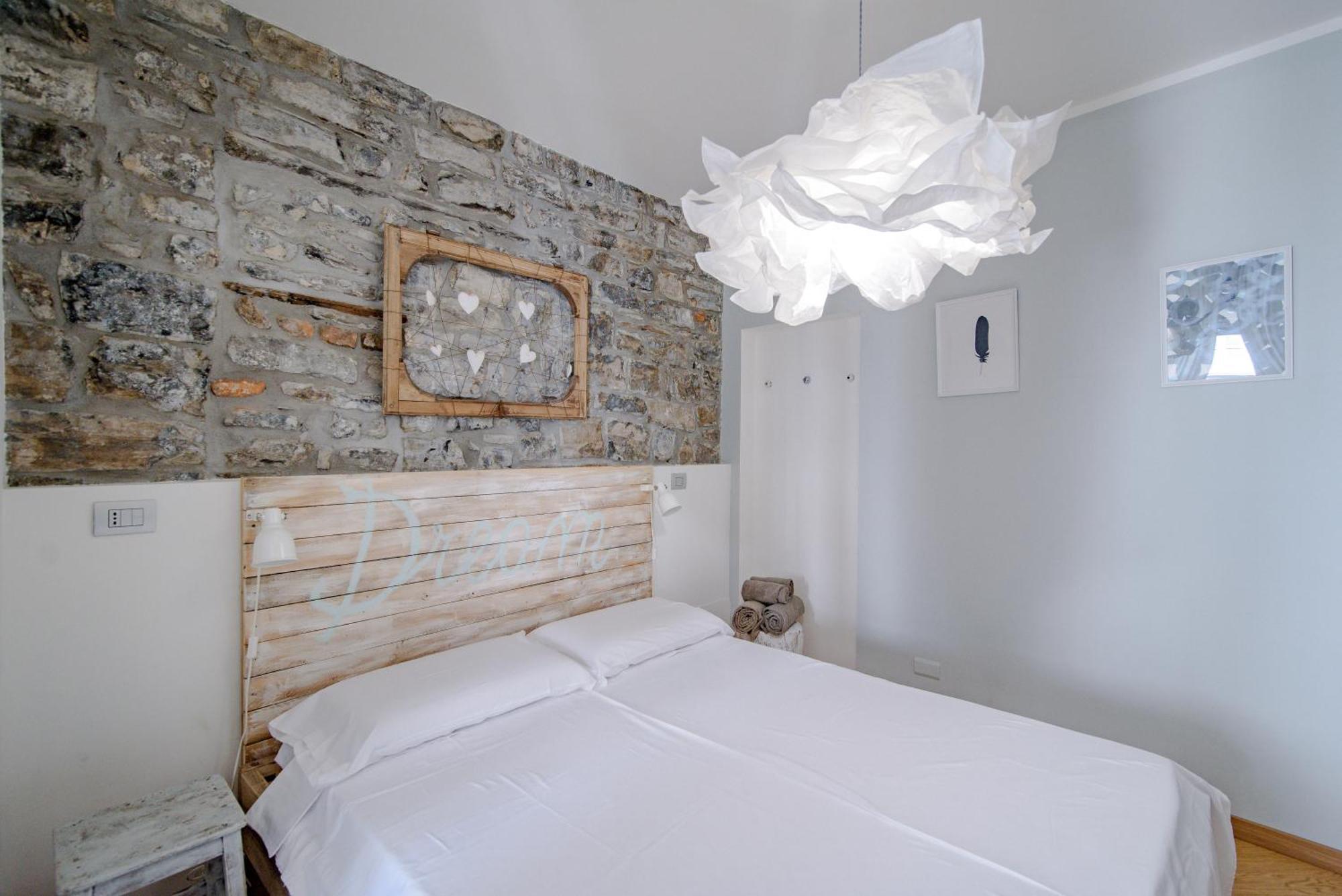 Gem Of The Lake - Luxury Apartment Como Old Town Luaran gambar